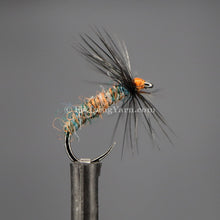 Load image into Gallery viewer, Wood Green (#318) Jamiesons Shetland Spindrift Yarn
